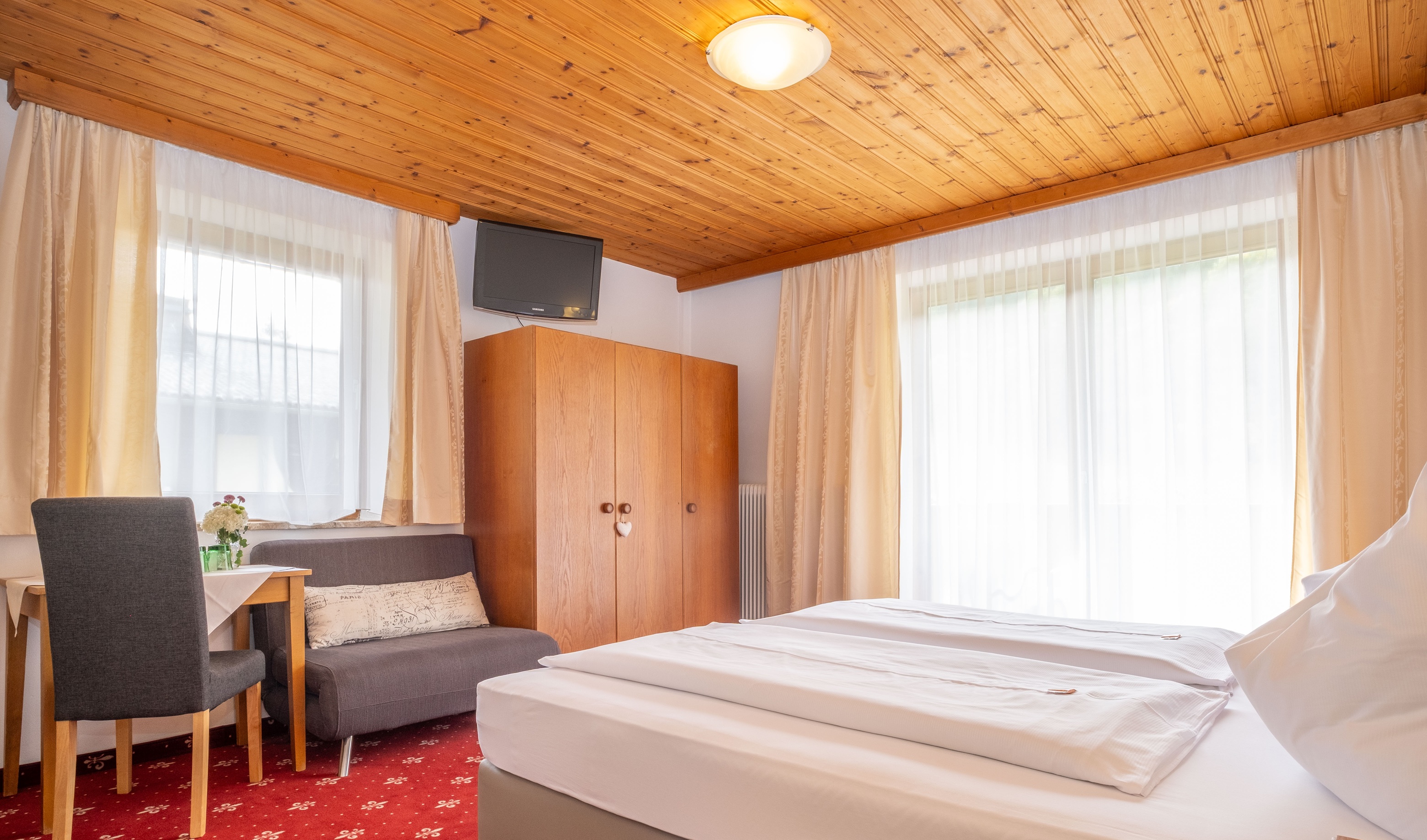 Doppelzimmer Gästehaus🏠